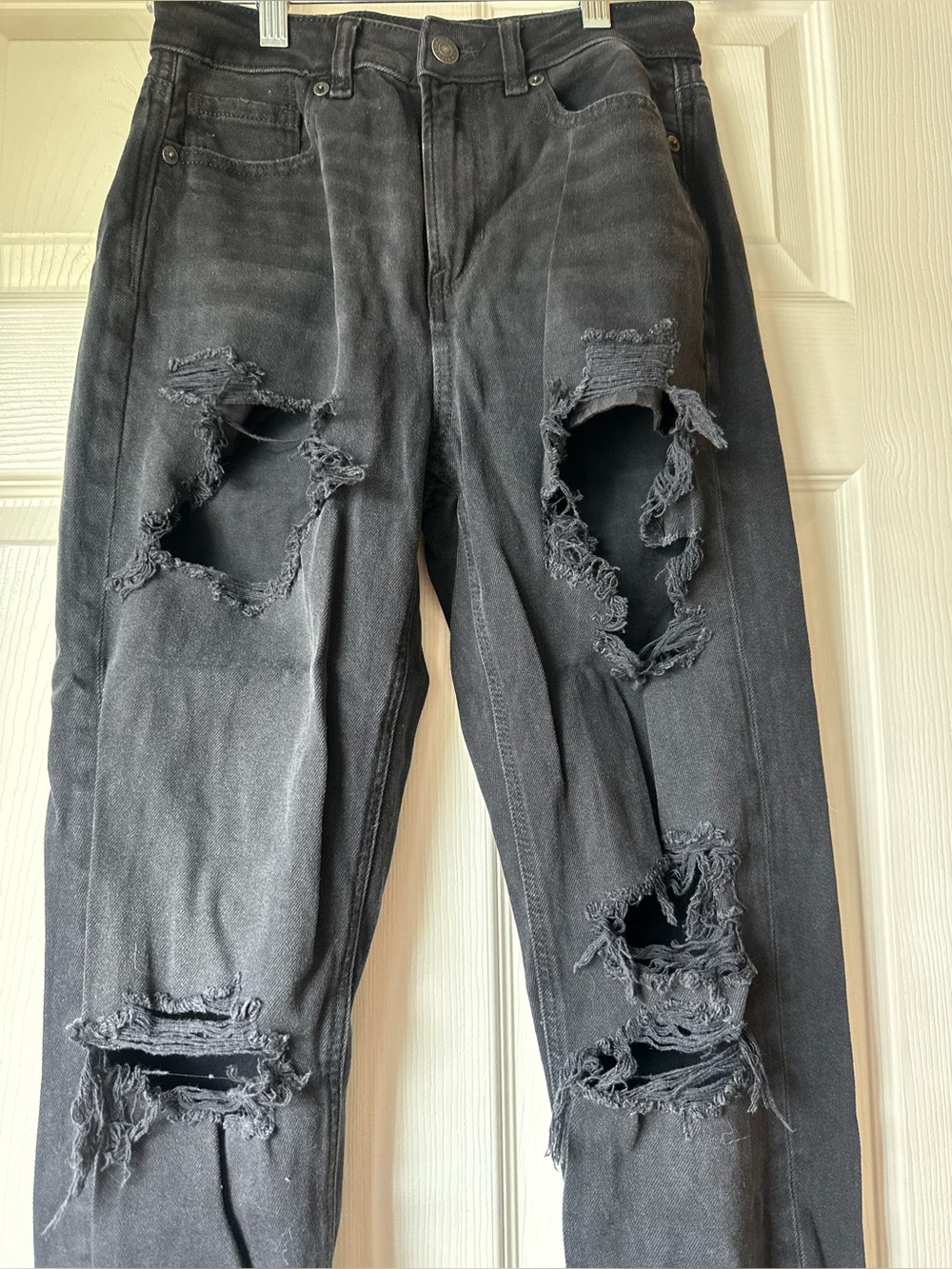 American Eagle Black Destroyed Jeans